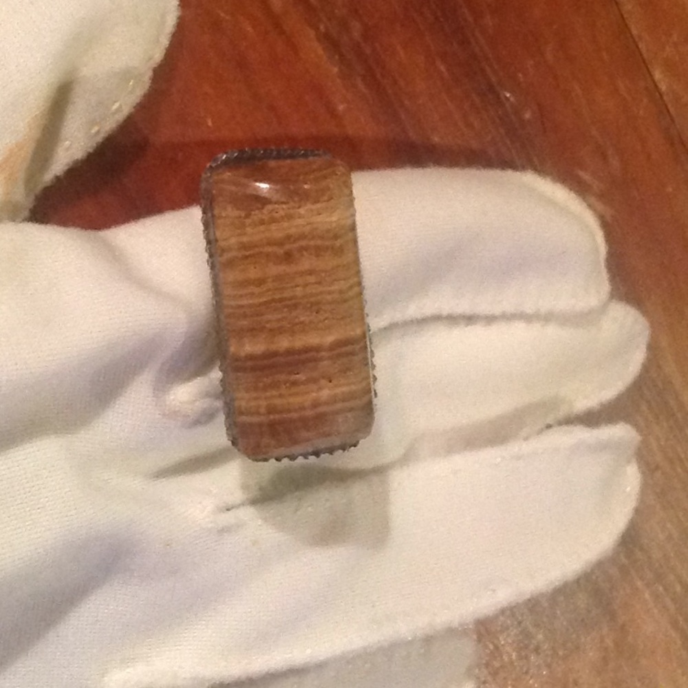 925 Sterling silver ring with large brown stone